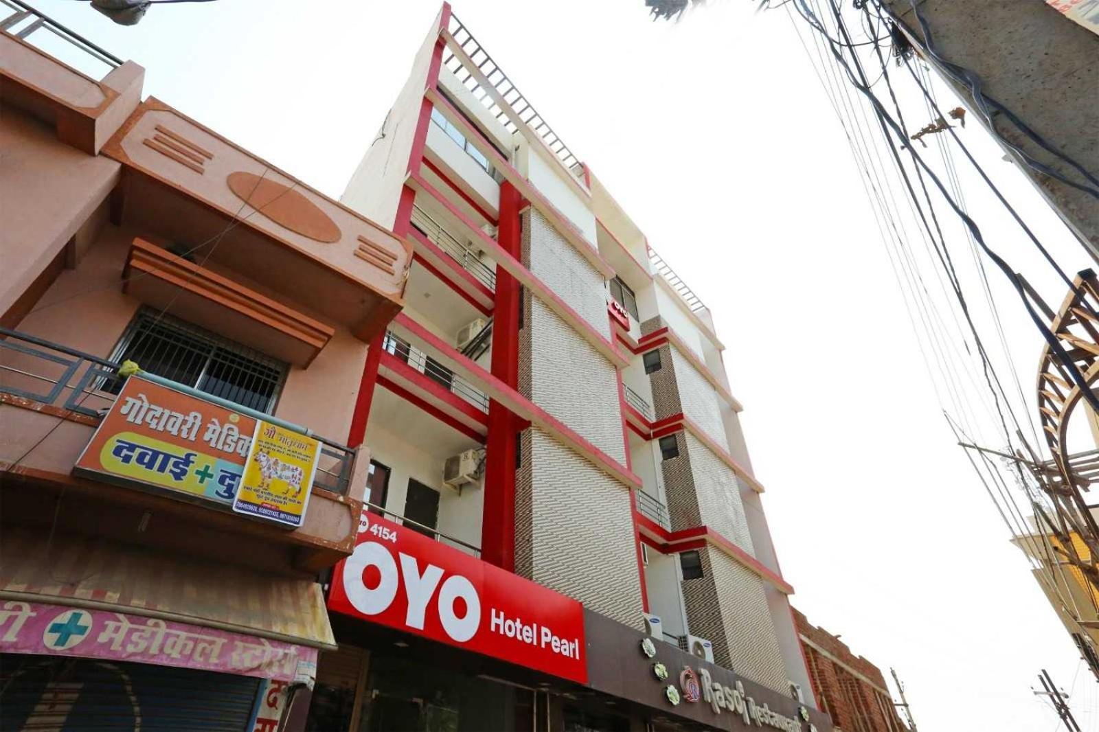 Collection O Hotel Pearl Rāipur Exteriör bild